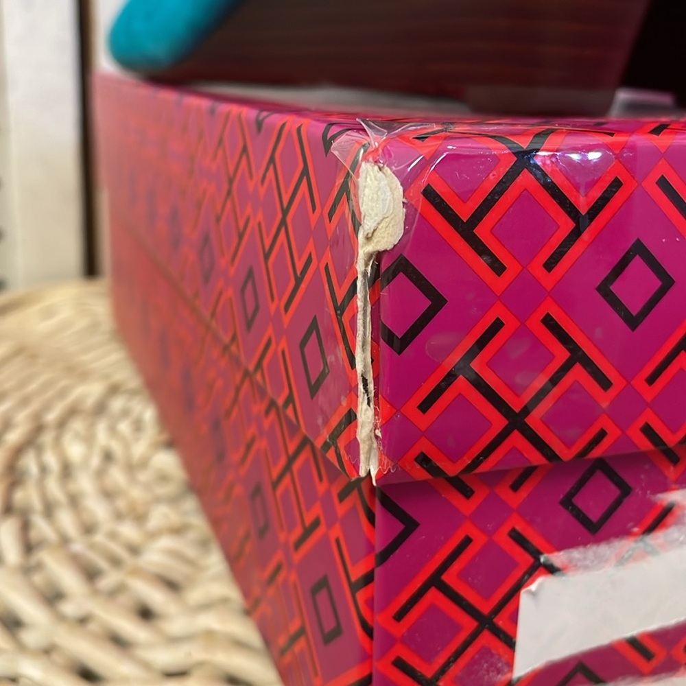 Tory Burch - Picture 11 of 14